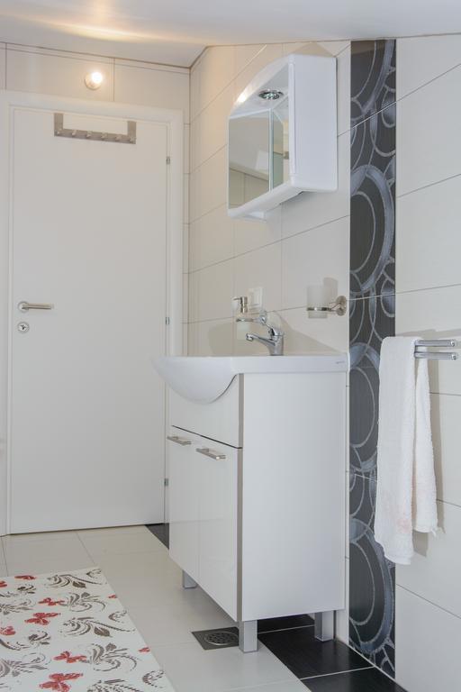 Apartman Daria Apartment Трогир Екстериор снимка