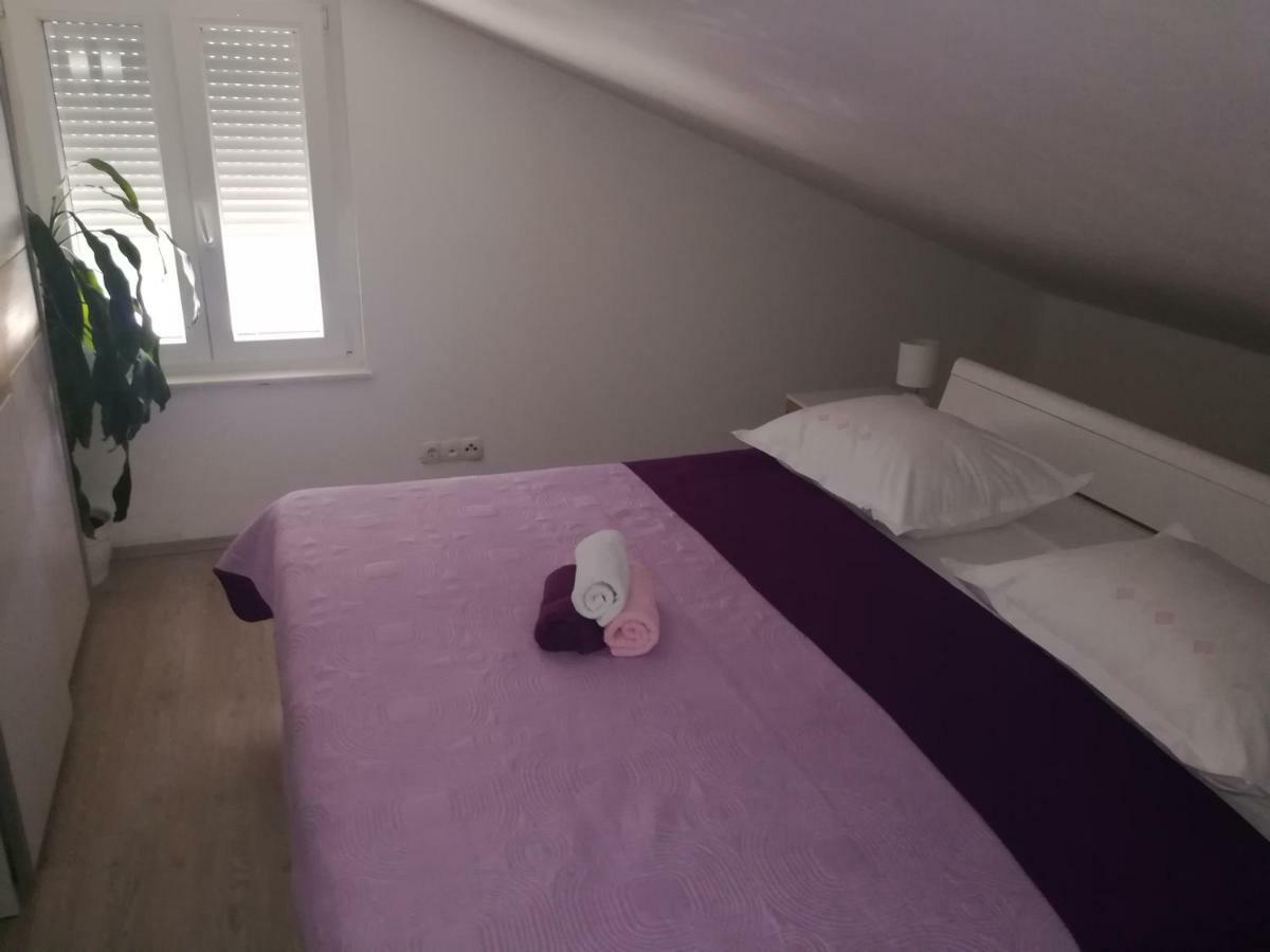 Apartman Daria Apartment Трогир Екстериор снимка